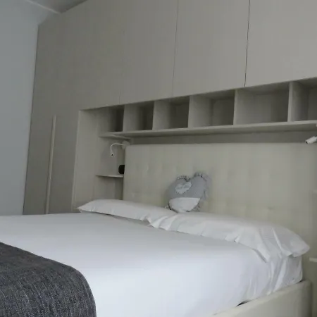Lake Como Apartments Semesterbostad *