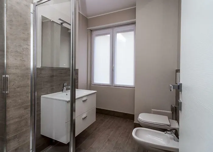 Lake Como Apartments Лекко