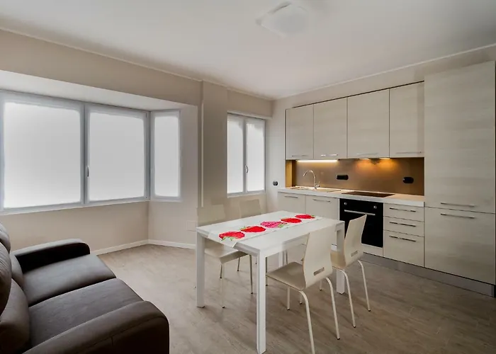 Lake Como Apartments Ferienhaus