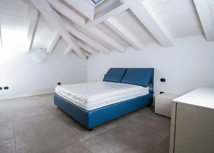 펜션 Lake Como Apartments 레코